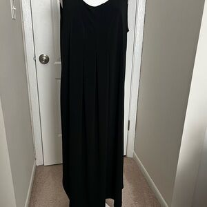 Black Sleeveless Maxi Dress